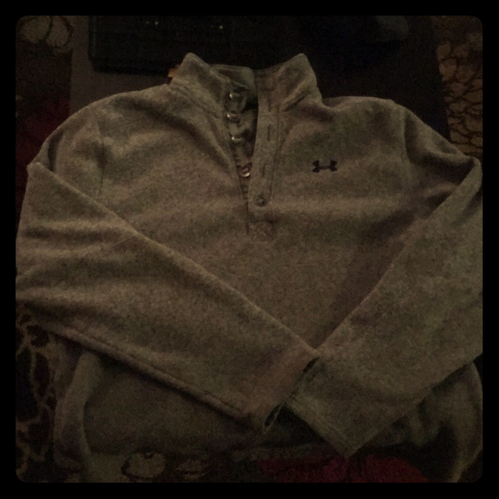 Men’s Under Armour Half Button Up